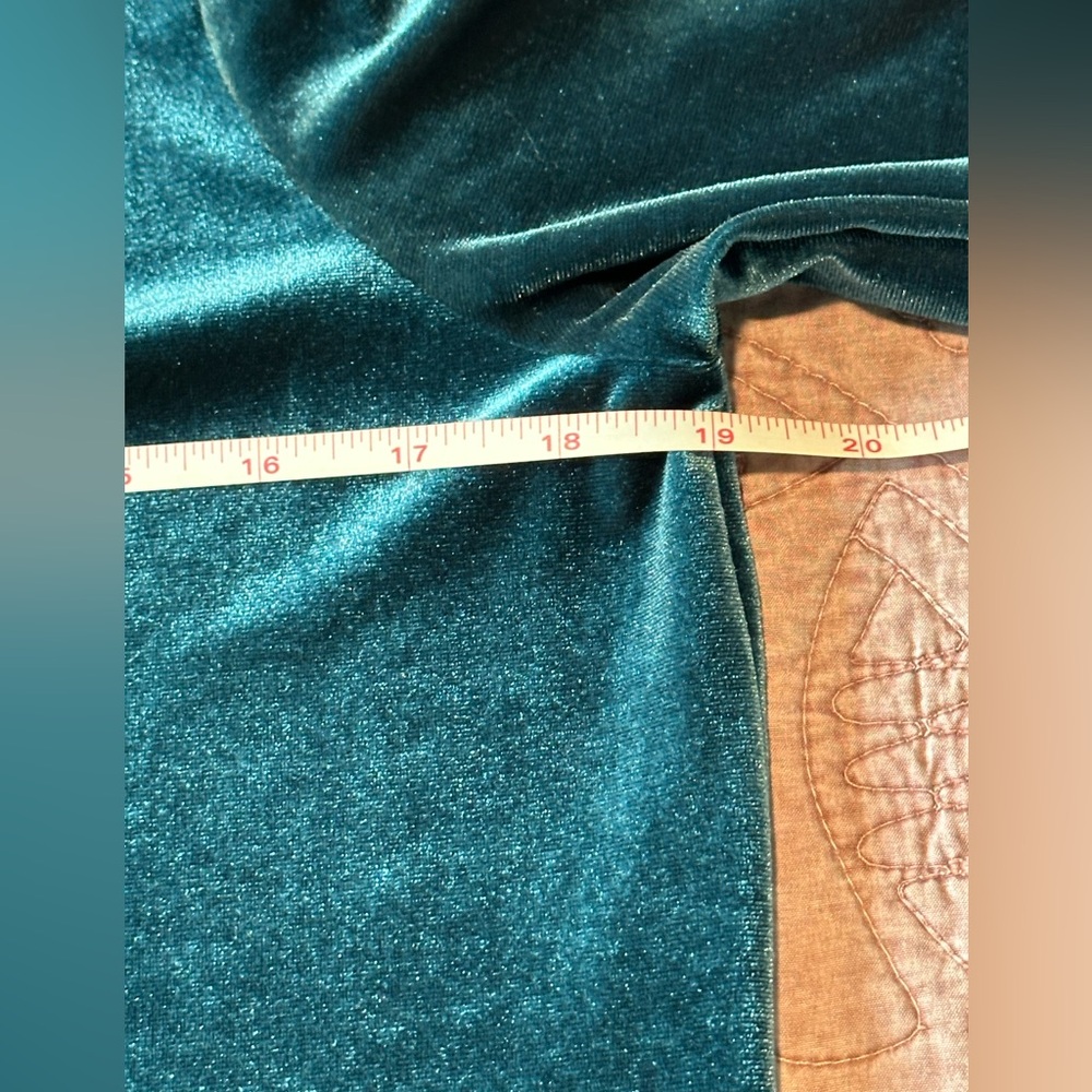 Belle by Kim Gravel teal Long Sleeve velvet - Picture 7 of 12